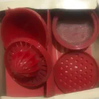 اب میوه گیری جوان