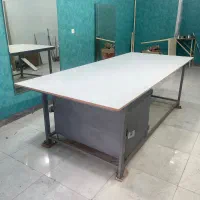 میز کار فلزی کارگاهی با صندوق کاملا سالم
