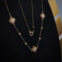 گردنبند طلا 18 عیار زنانه با زنجیر طرح ونکلیف