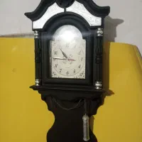 ساعت دیواری