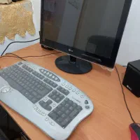 کامپیوتر|رایانه رومیزی|پیر بکران, |دیوار