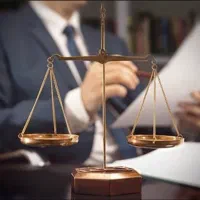 وکیل پایه یک دادگستری