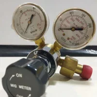 مانومتر co2  . Ar. جنتک آمریکایی