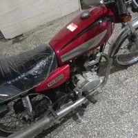 موتور سیکلت پارکینگی