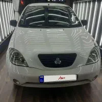 تیبا صندوقدار