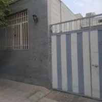 208متری-جنوبی-ویلایی-محله-دنج-با-زیرزمین