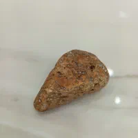 شهاب سنگ قرمز رنگ کمیاب