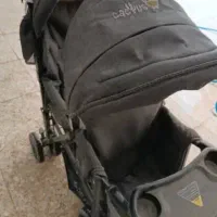 کالسکه دوقلو