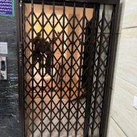 ساخت و نصب درب های آکاردئونی وآهنی در اندازه مختلف|مصالح و تجهیزات ساختمان|شهریار, شهرک بهاران (ویره)|دیوار