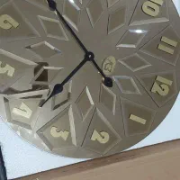 ساعت دیواری