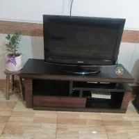 ال سی دی و میز