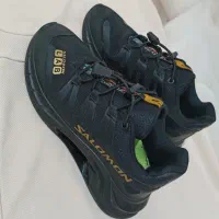 یه جفت کفش یه عدد پالتو هردو زنانه|لباس|گرمسار, |دیوار