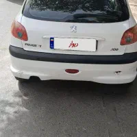 پژو 206