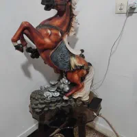 مجسمه اسب|مجسمه، تندیس، ماکت|رباط‌کریم, رباط‌کریم|دیوار