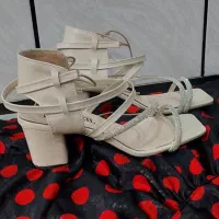 کفش|کیف، کفش، کمربند|دزفول, |دیوار