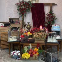 یلدایی،گل ارایی،بادکنک ،جایگاه عقد،ماشین و دست گل