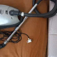 جاروبرقی آریستن