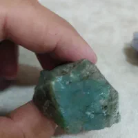 کلوخه سنگ  سبز نتراشیده