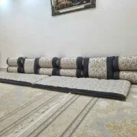 فروش ۱۶ عدد بالشت و پشتی همراه ۴ عدد کنارفرشی