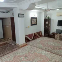 آپارتمان۸۵متری تک واحدی خ تهران طبقه اول