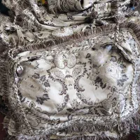 رو بالشی و پشتی