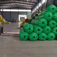 فضای سبز با چمن مصنوعی
