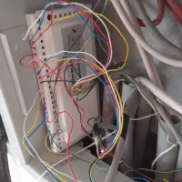 برقکاری و سیم کشی ساختمان با مناسب ترین قیمت|خدمات پیشه و مهارت|زنجان, |دیوار