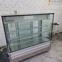 یخچال قنادی