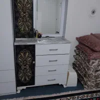 میزآرایشی