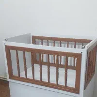 تخت نوزاد کودک تخت کنار مادر در حد نو