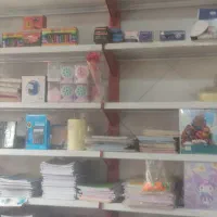 قفسه و ویترین