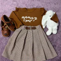 تعدادی لباس بچه درحدنو