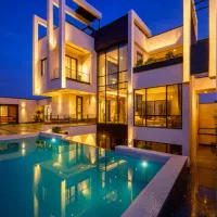 ویلا از این خفن تر نداریم