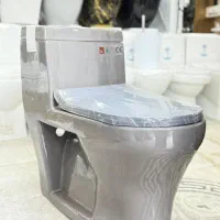 توالت فرنگی کاملا نو