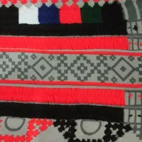 کلا میدوزم فقط تپه ای|لباس|سراوان, |دیوار