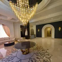 الهیه ۱۳۸متر_آقابزرگی_غرق در نور با ویو کوهستان