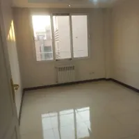 ۶۵ متر_ کریم خان _ با پارکینگ