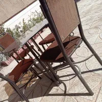 میزغذاخوری چهارنفره