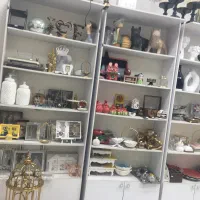 ویترین مغازه با وسایل|کتابخانه، شلف، قفسه‌های دیواری|ورامین, ورامین|دیوار