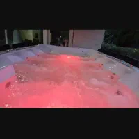 جکوزی هشت نفره مدل اسپای گرم آذین اسپا