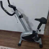 دوچرخه ثابت ورزشی