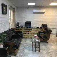 دوباب مغازه و یک واحد تجاری|فروش مغازه و غرفه|رشت, صفاری|دیوار