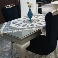 میز نهار خوری ۴ نفره در حد نو|میز و صندلی غذاخوری|قم, زنبیل آباد|دیوار