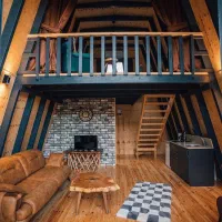 تولید کننده انواع کلبه چوبی..سوعدی.کانادایی|خدمات پیشه و مهارت|رشت, آزادگان|دیوار