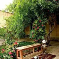 200مترویلایی-دربست-موقعیت-معرکه-پشت-حاشیه-معلم