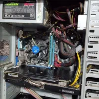 کیس کامپیوتر گیمینگ i5 2500 RAM 16 R9 290X 4G