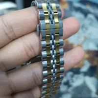 ساعت|ساعت|قیامدشت - خاورشهر, |دیوار