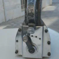 منگنه زن دستی