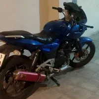 پالس ۲۲۰ مدل ۱۳۹۰