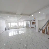 آپارتمان / مسکونی / ۲۰۰متری / گاز